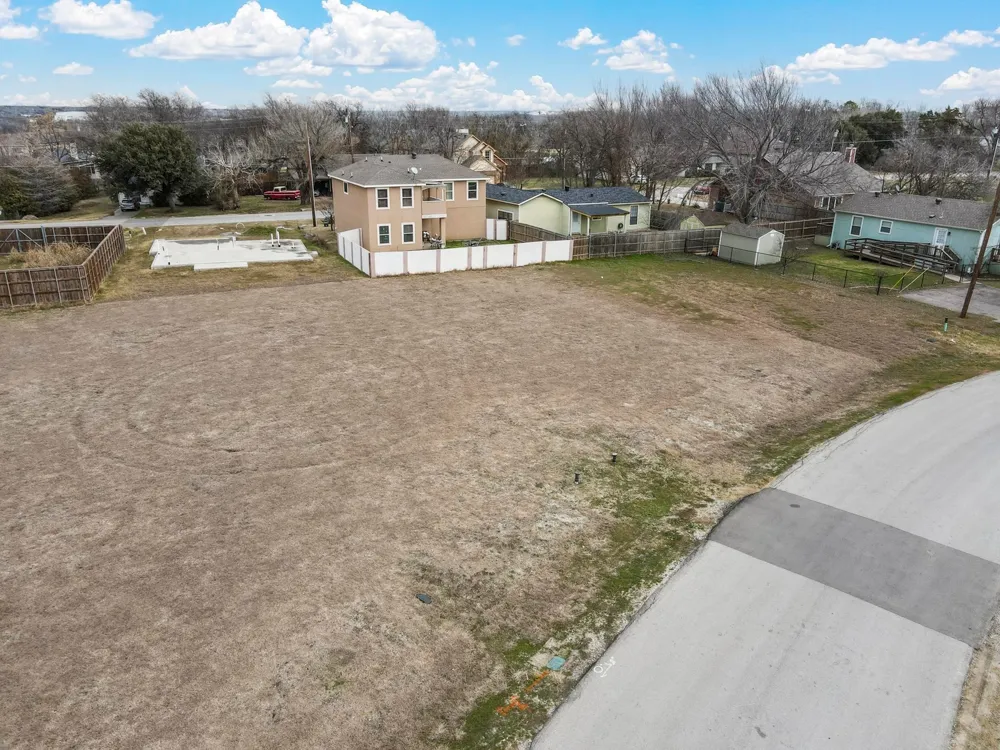 7612 W Shore Drive The Colony, TX 75056