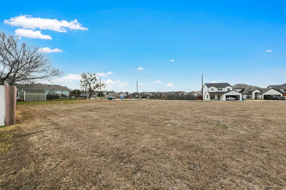 7612 W Shore Drive The Colony, TX 75056
