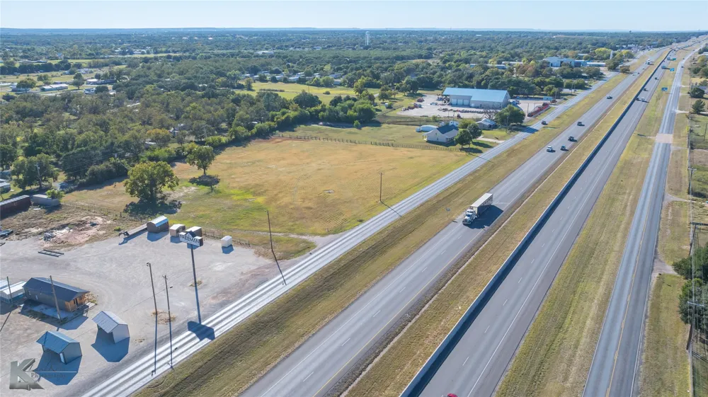 1823 S Access Road Clyde, TX 79510