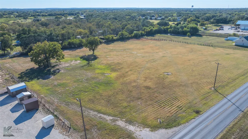 1823 S Access Road Clyde, TX 79510