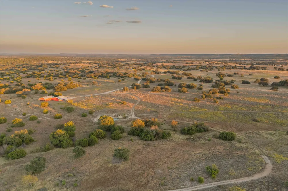 3270 Fm-573 Comanche, TX 76442