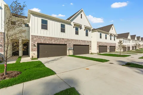 6309 MASON COURT
