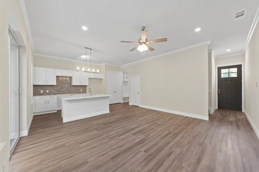 6309 MASON COURT Dallas, TX 75227