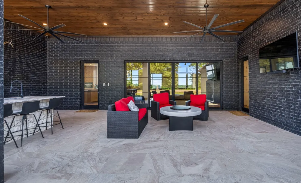 2804 Buchanan Road Hallsville, TX 75650