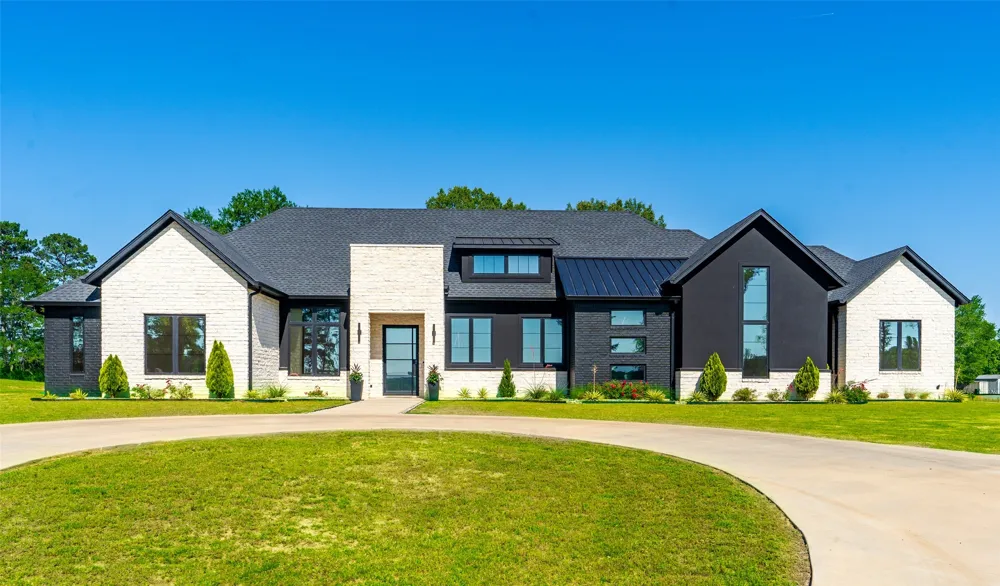 2804 Buchanan Road Hallsville, TX 75650