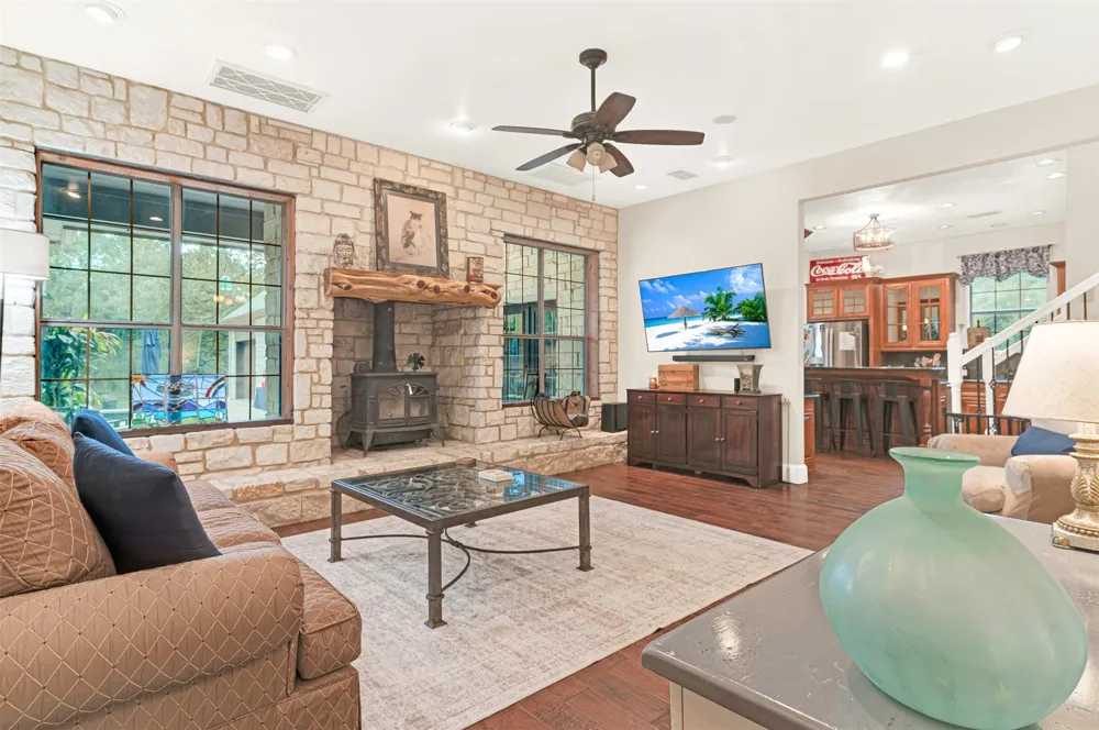 1166 Winding Wood Trail Scurry, TX 75158