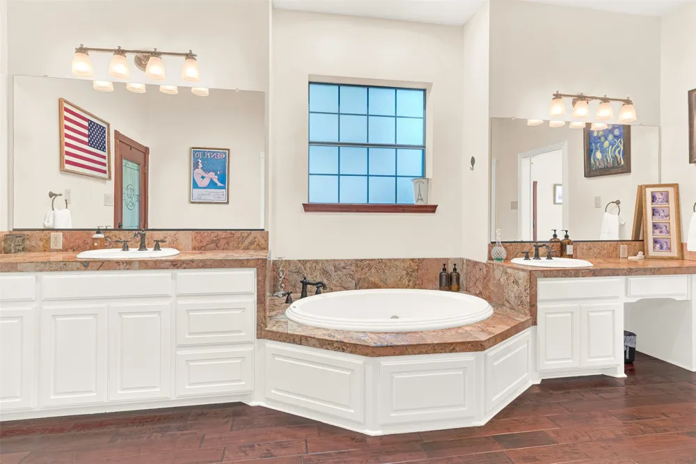 1166 Winding Wood Trail Scurry, TX 75158