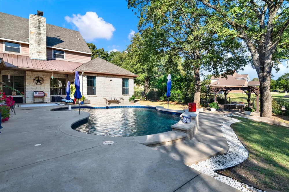 1166 Winding Wood Trail Scurry, TX 75158