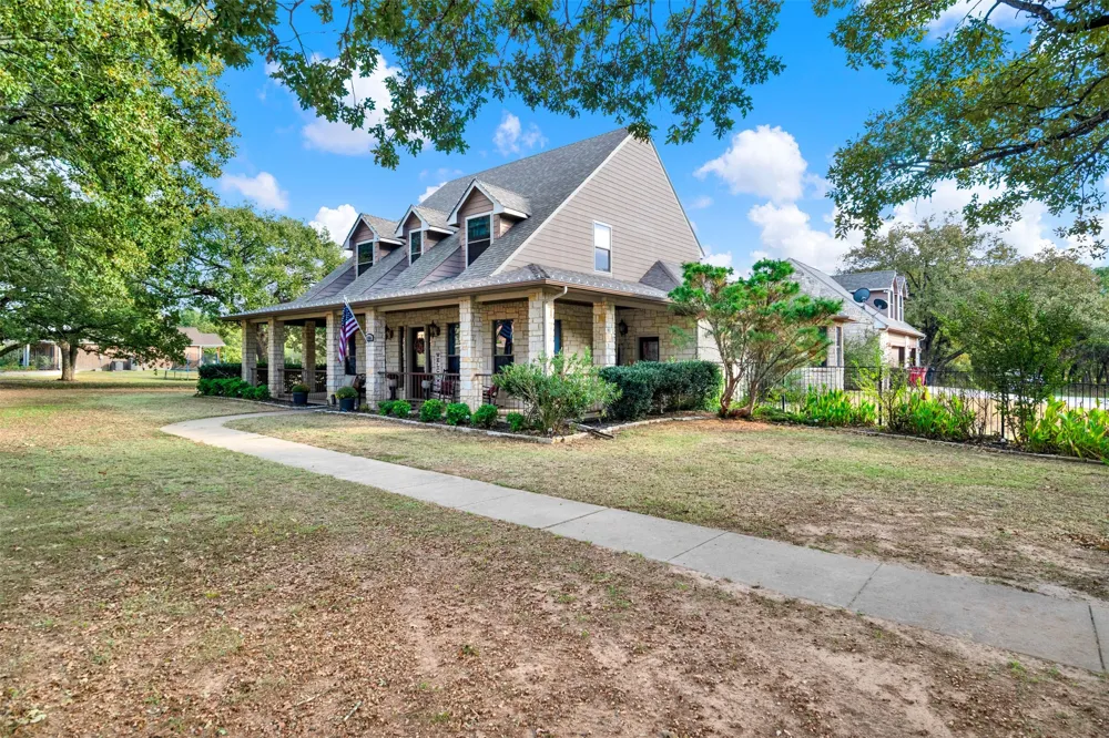 1166 Winding Wood Trail Scurry, TX 75158