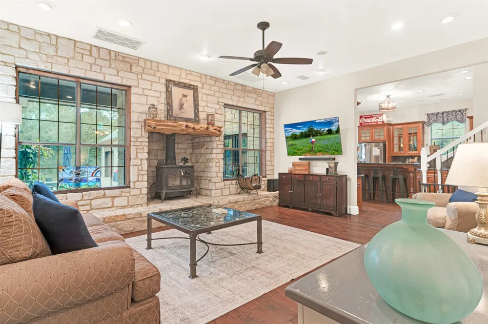 1166 Winding Wood Trail Scurry, TX 75158