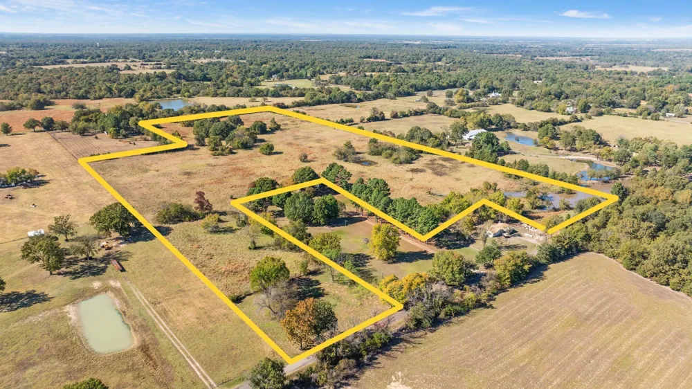 378 County Road 35840 S Arthur City, TX 75411