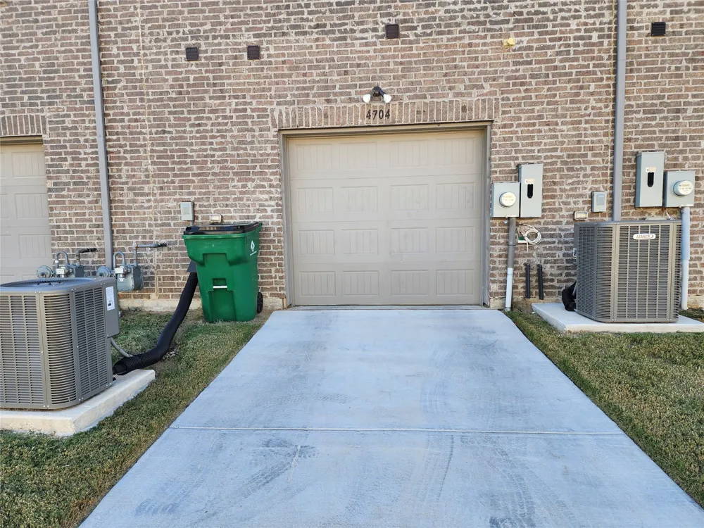 4704 Haltom Road Haltom City, TX 76117
