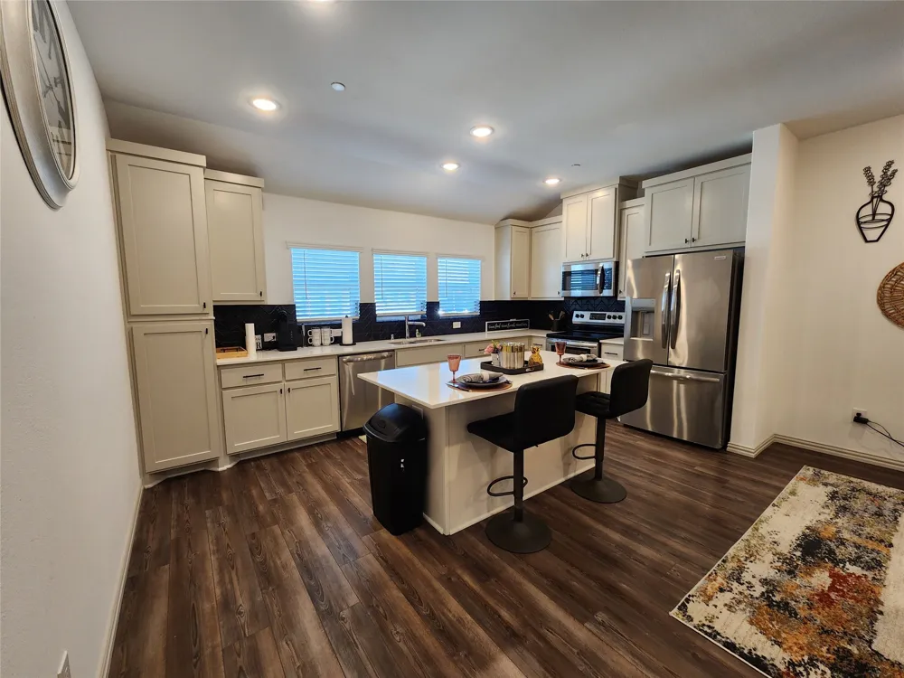 4704 Haltom Road Haltom City, TX 76117