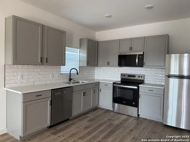 2105 Vista Rosa Three Rivers, TX 78071