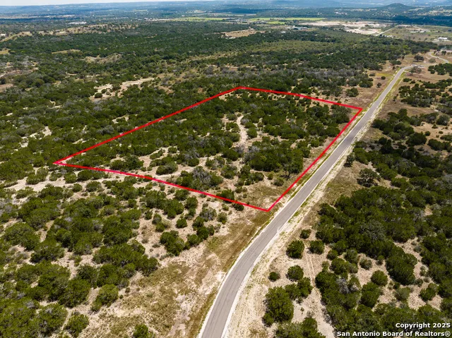 241 Dark Sky Path Kerrville, TX 78028