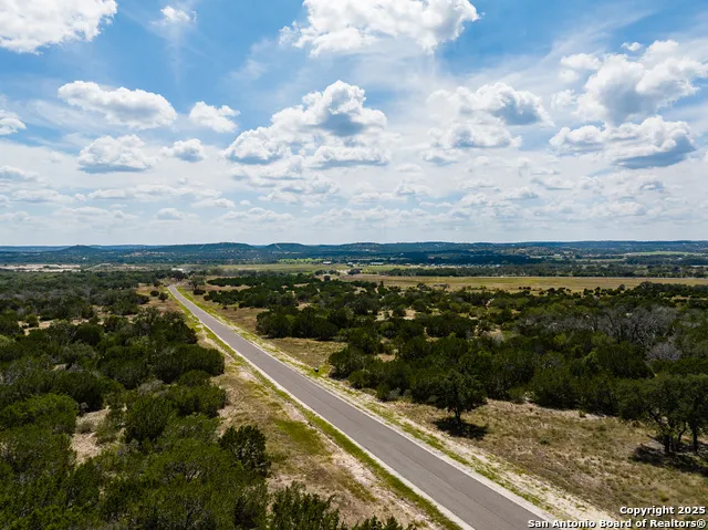 284 Dark Sky Path Kerrville, TX 78028