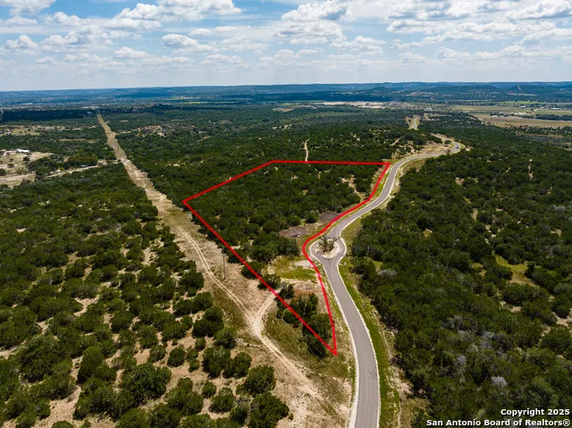 333 Dark Sky Path Kerrville, TX 78028