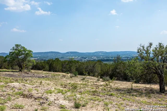 333 Dark Sky Path Kerrville, TX 78028