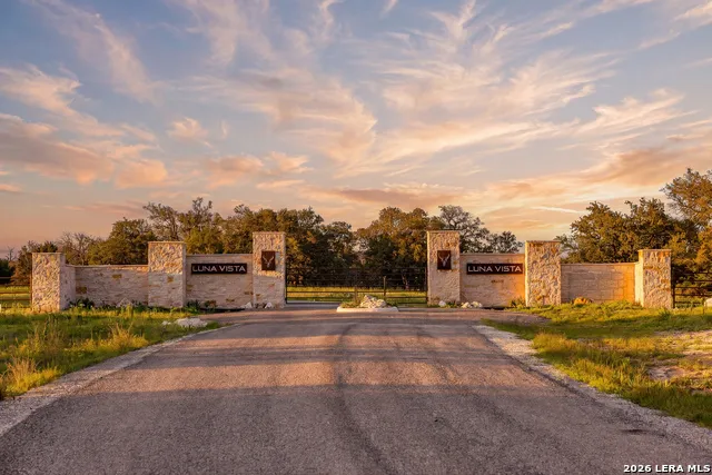 474 Dark Sky Path Kerrville, TX 78028
