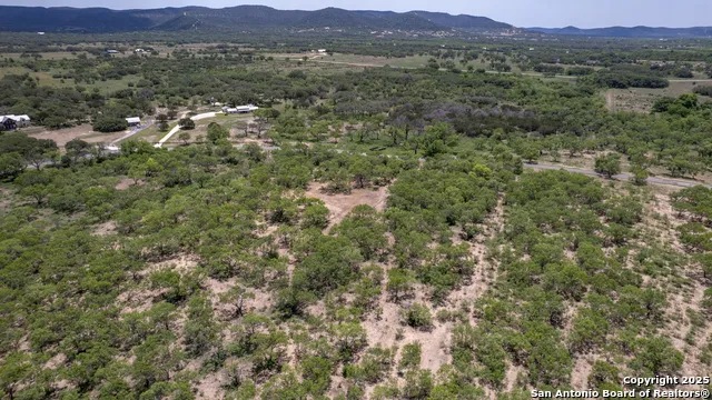 405 Ridge Loop Rio Frio, TX 78879