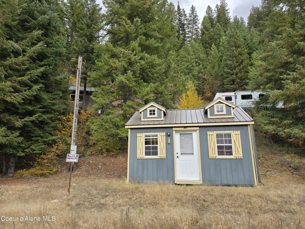 10755 OLD RIVER ROAD Kingston, ID 83839
