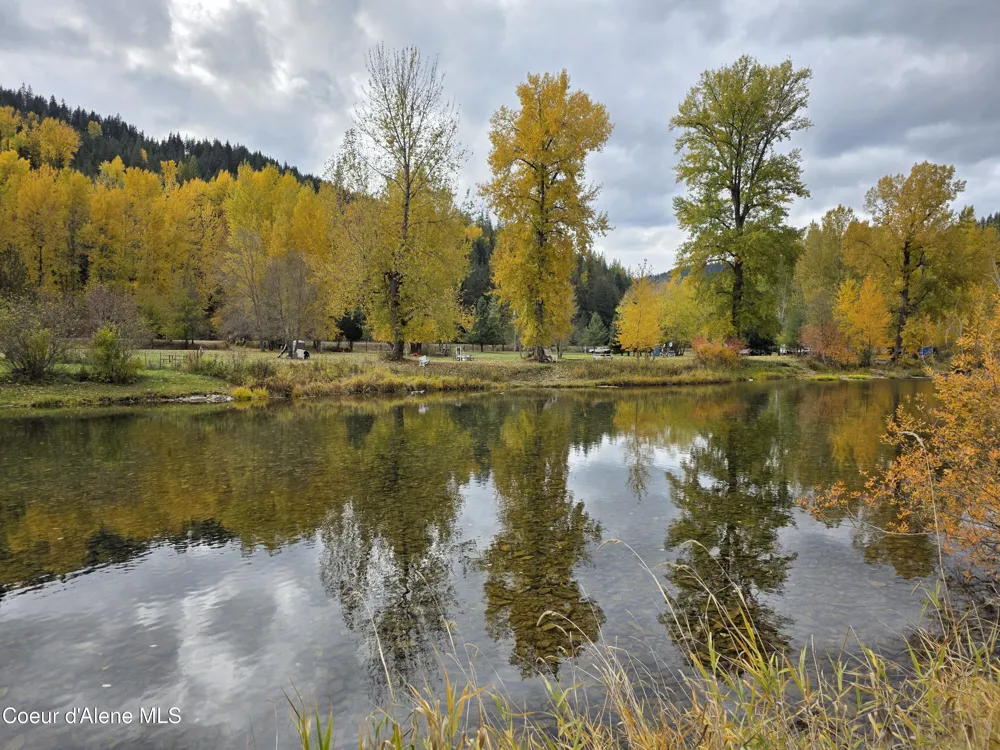 10755 OLD RIVER ROAD Kingston, ID 83839