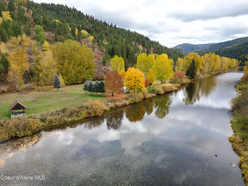 10755 OLD RIVER ROAD Kingston, ID 83839