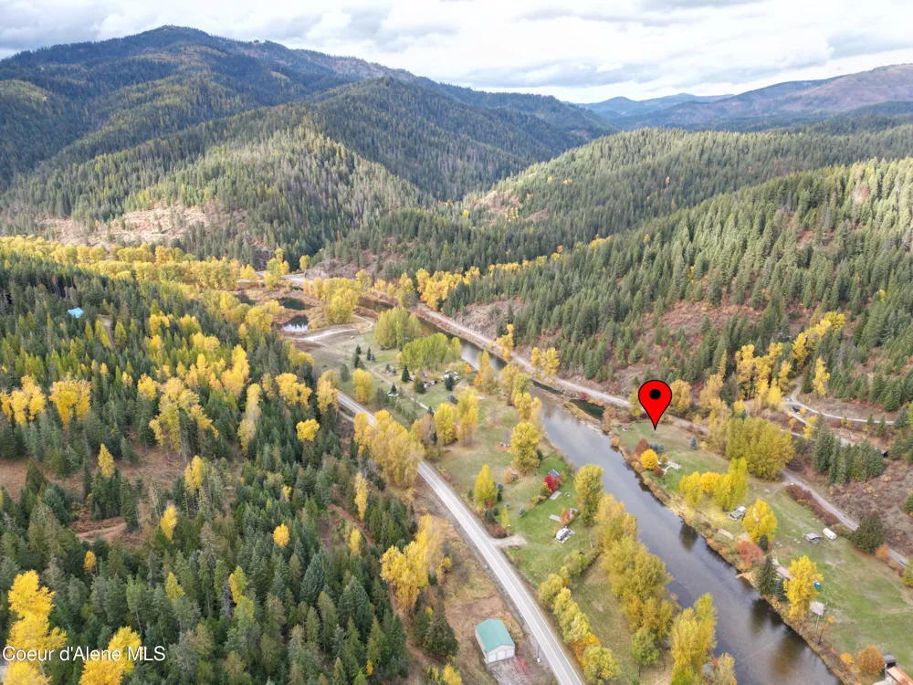 10755 OLD RIVER ROAD Kingston, ID 83839