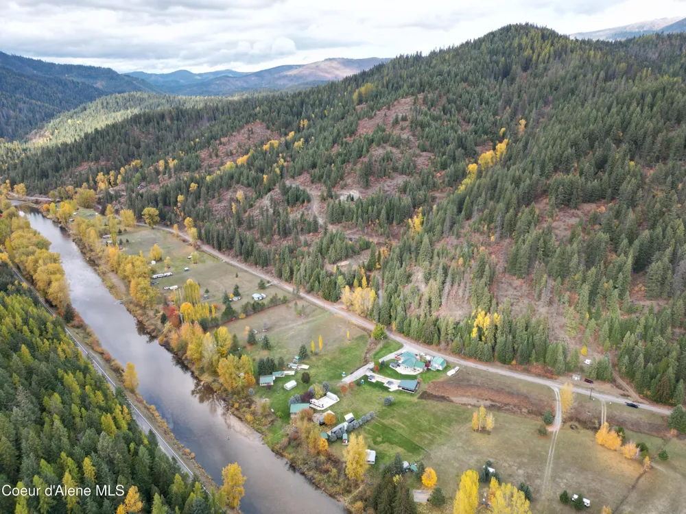 10755 OLD RIVER ROAD Kingston, ID 83839