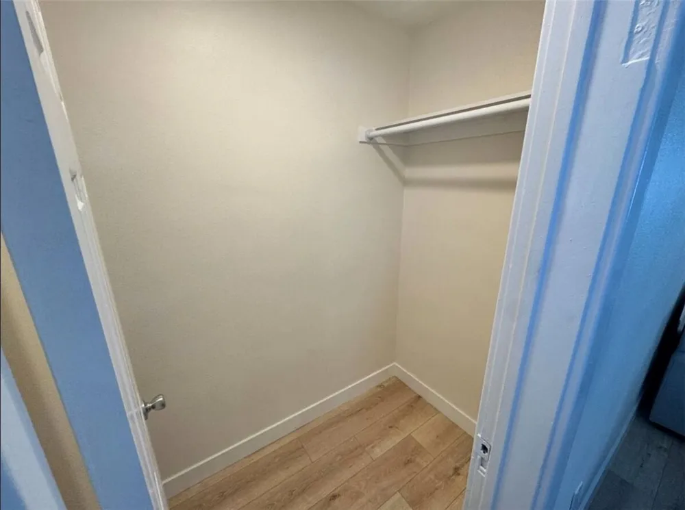 123 6th Street Huntington Beach, CA 92648