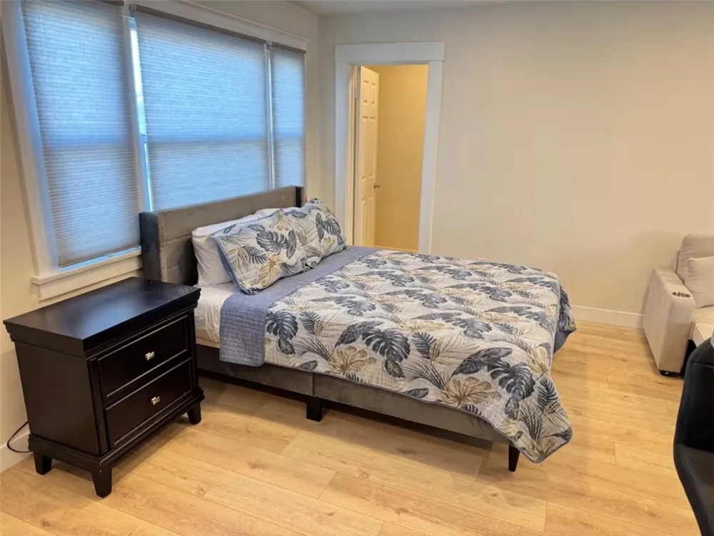 123 6th Street Huntington Beach, CA 92648