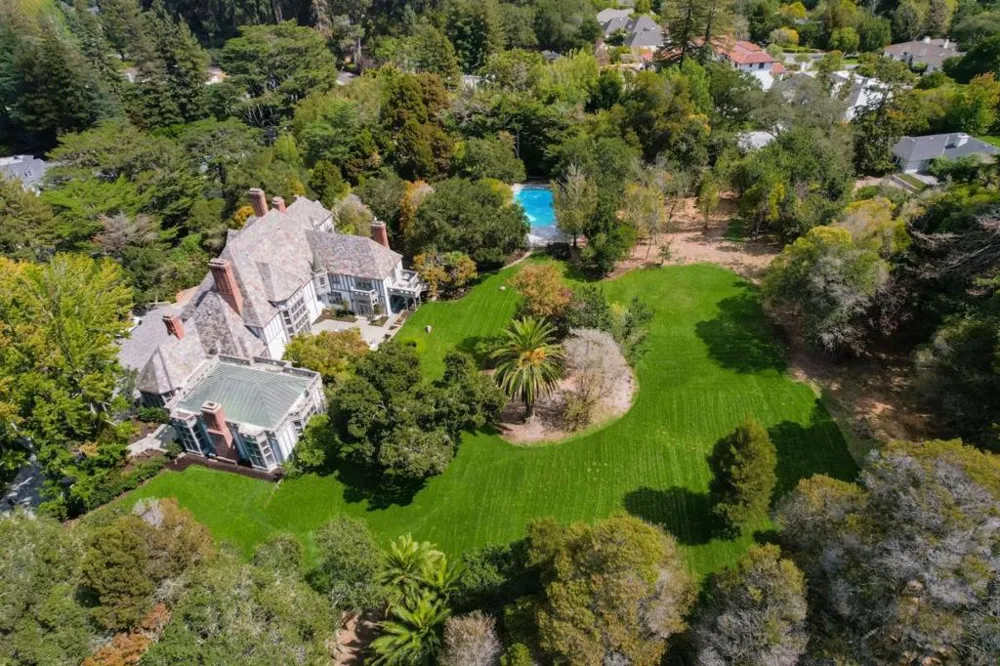 85 Fagan Drive Hillsborough, CA 94010