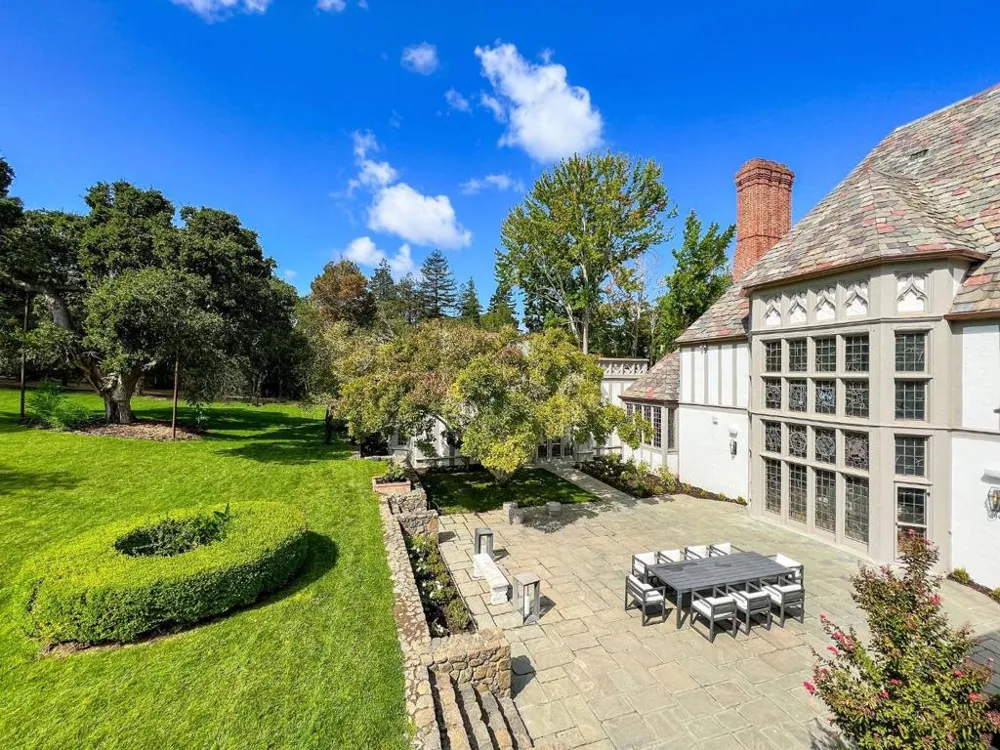 85 Fagan Drive Hillsborough, CA 94010