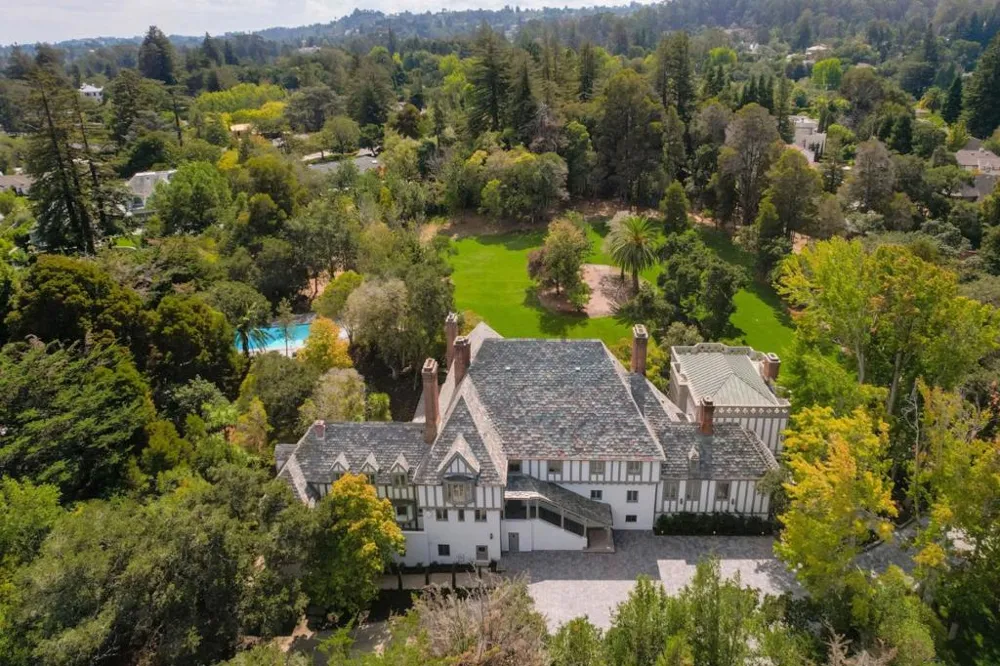 85 Fagan Drive Hillsborough, CA 94010