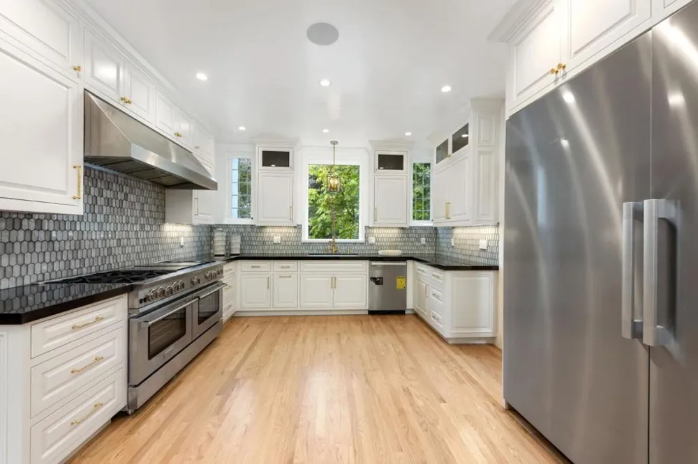 85 Fagan Drive Hillsborough, CA 94010