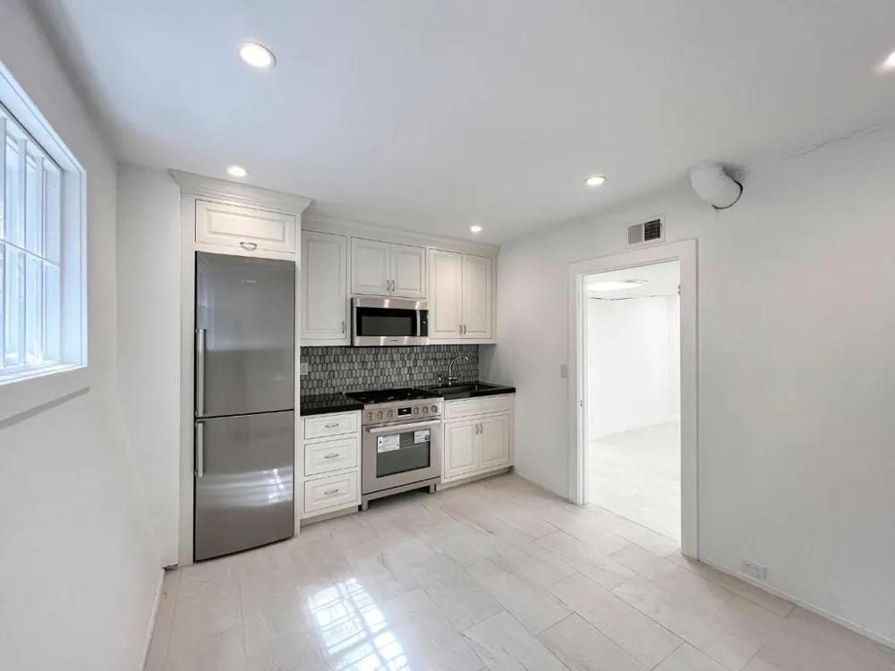 85 Fagan Drive Hillsborough, CA 94010