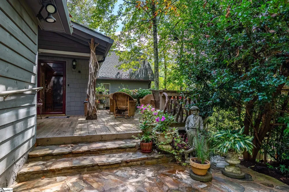 2111 Moorefield Memorial Highway Pickens, SC 29671