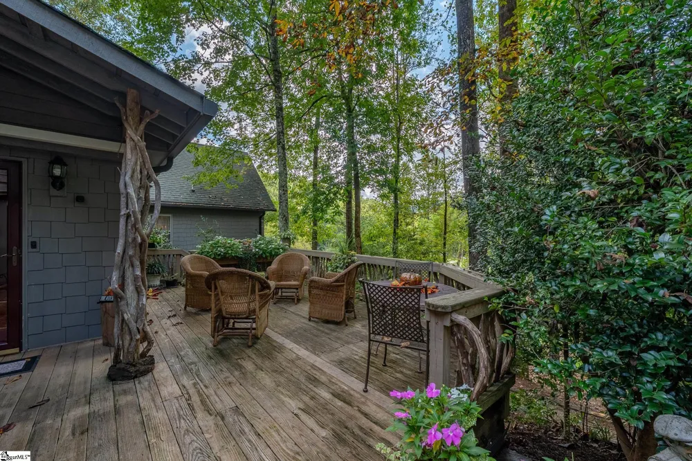 2111 Moorefield Memorial Highway Pickens, SC 29671
