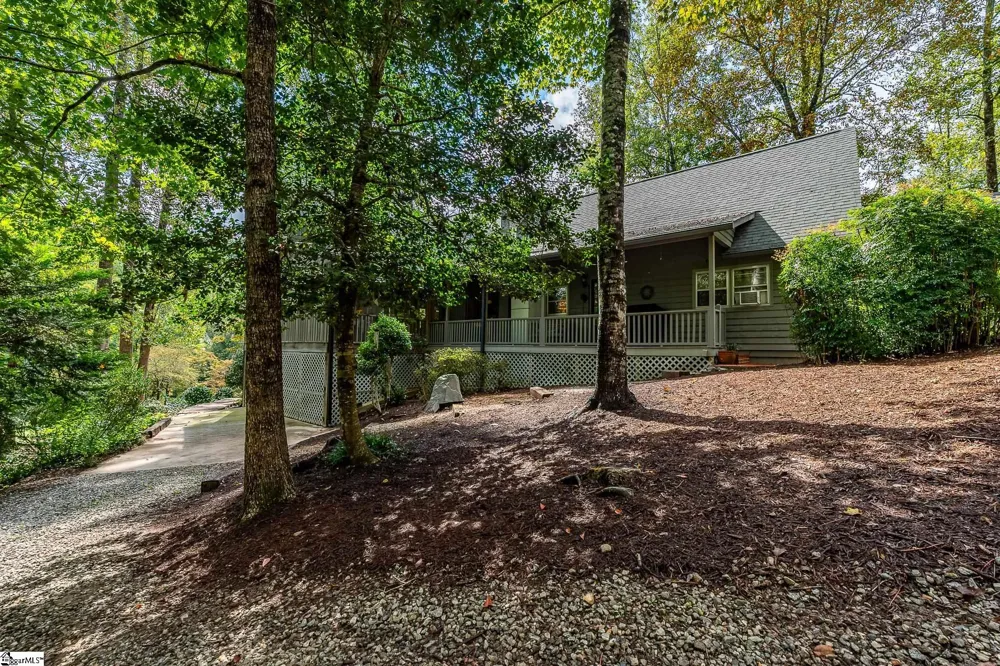 2111 Moorefield Memorial Highway Pickens, SC 29671