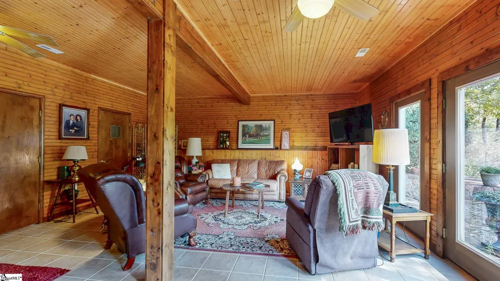 2111 Moorefield Memorial Highway Pickens, SC 29671