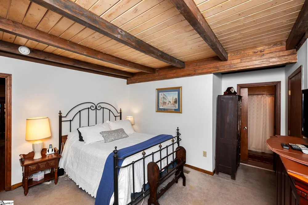 2111 Moorefield Memorial Highway Pickens, SC 29671