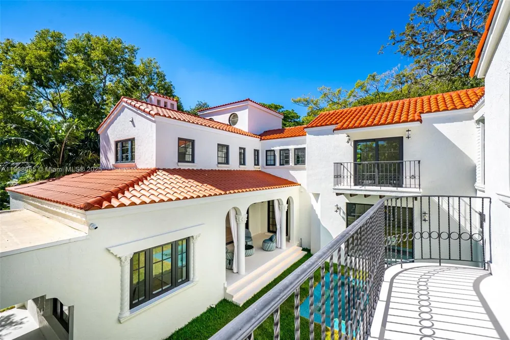 601 NE 56th St Miami, FL 33137