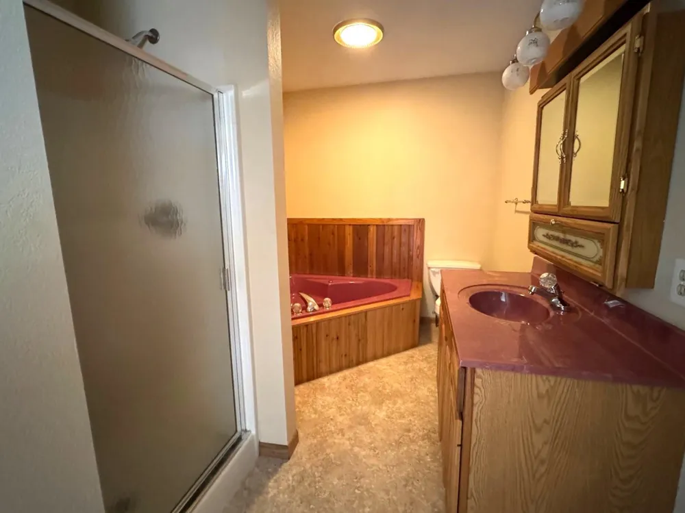 2385 W Houghton Lake Drive Denton Township, MI 48629