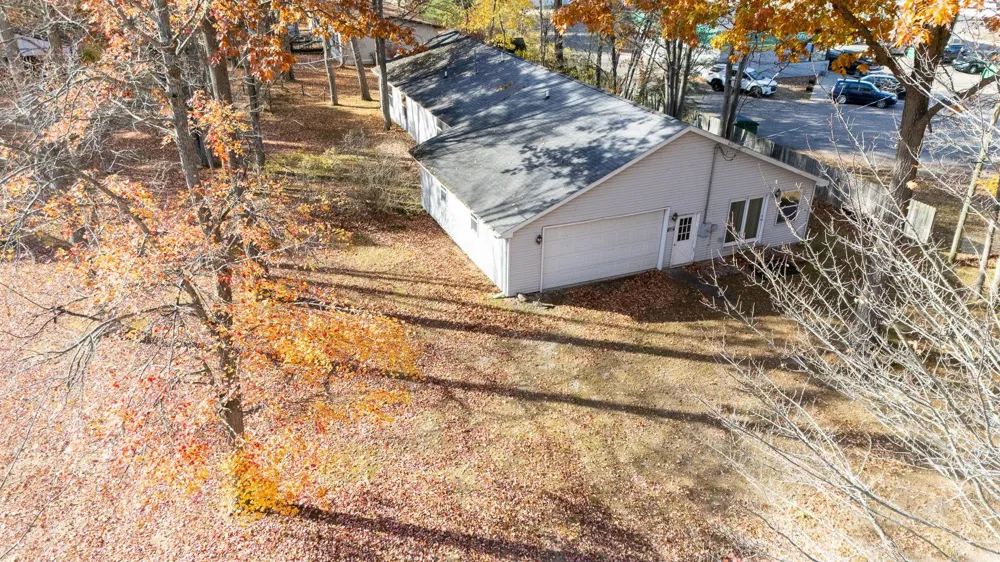 2385 W Houghton Lake Drive Denton Township, MI 48629