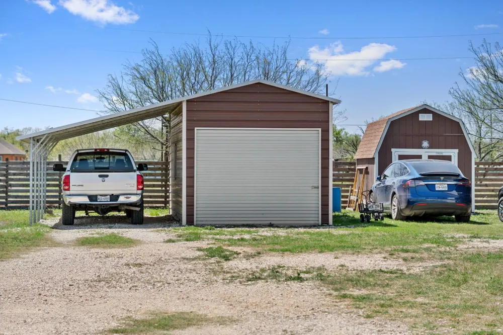 Address Not Shown Del Valle, TX 78617