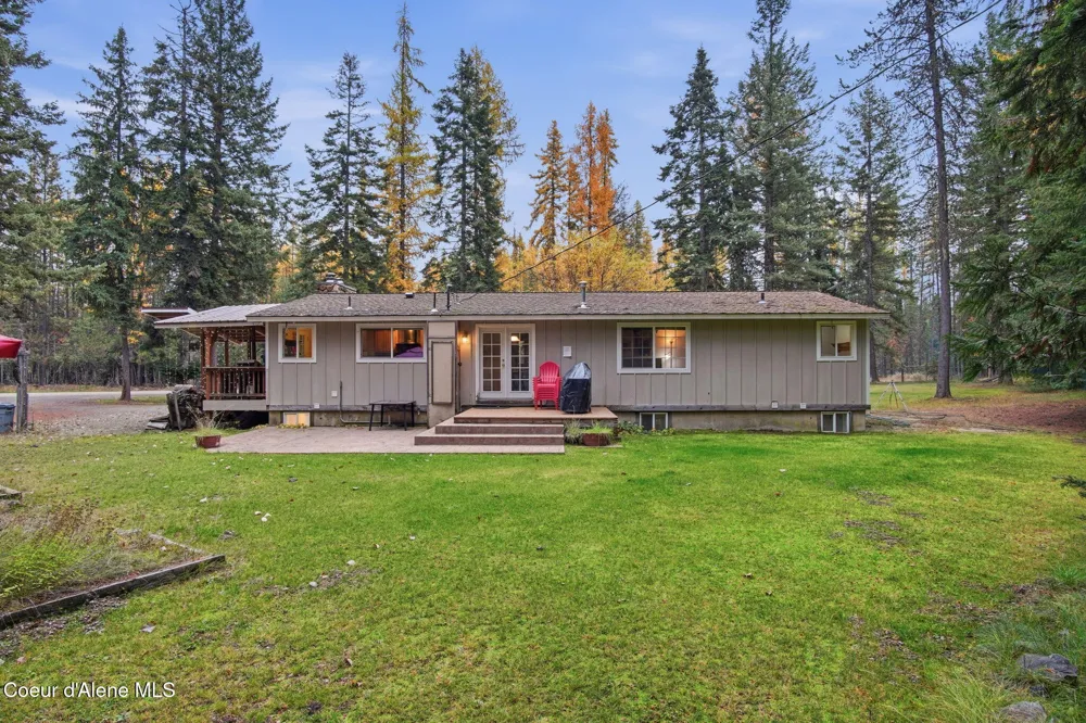 527 Creekside Drive Priest Lake, ID 83856