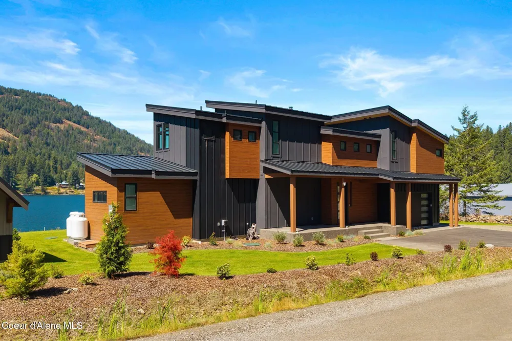 1770 Garfield Bay Road Sagle, ID 83860