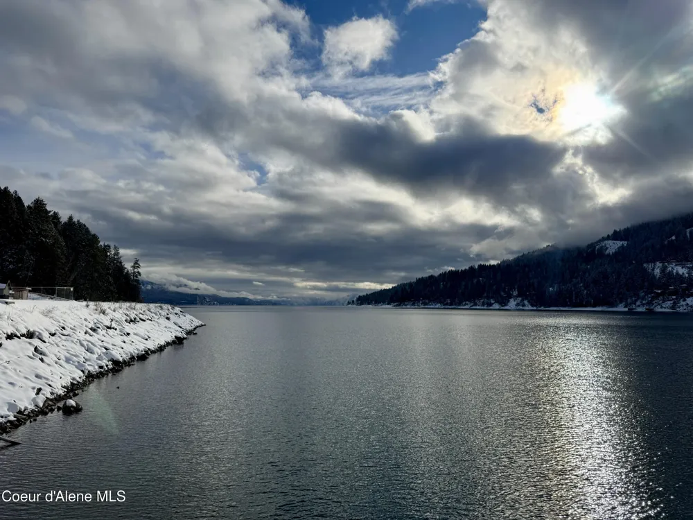 1770 Garfield Bay Road Sagle, ID 83860