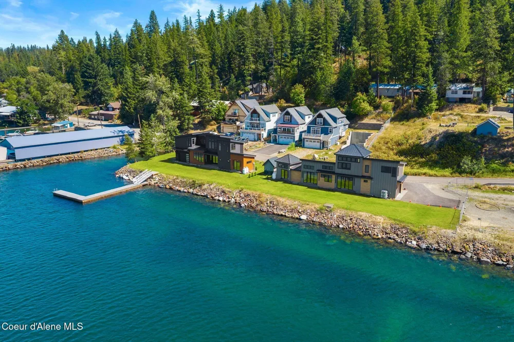 1808 Garfield Bay Road Sagle, ID 83860