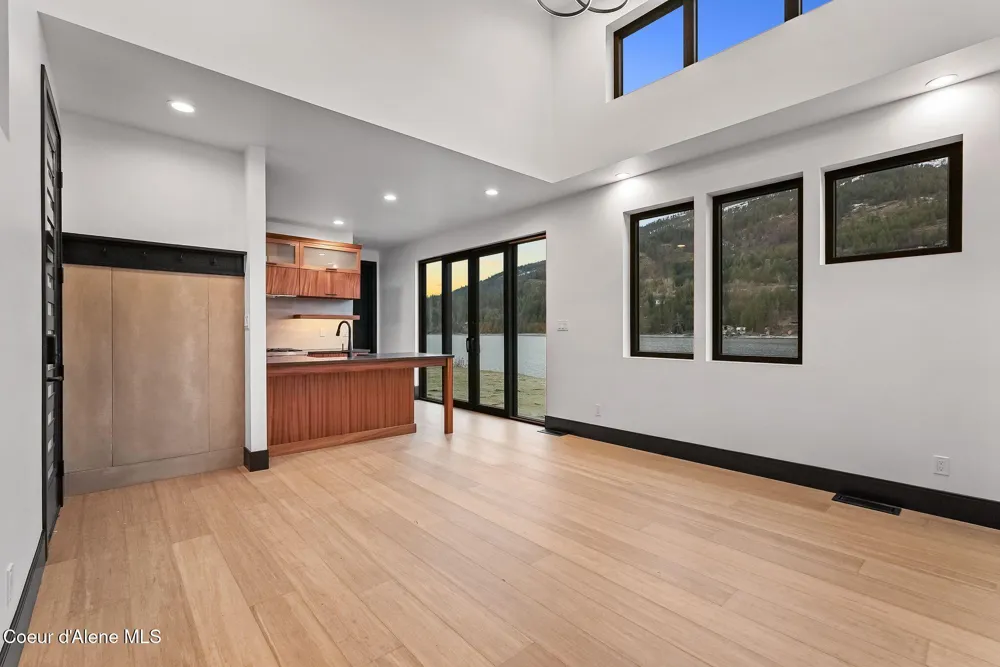 1808 Garfield Bay Road Sagle, ID 83860